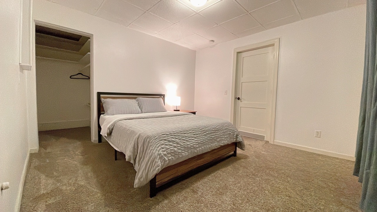 Photo of Bedroom in Dubuque