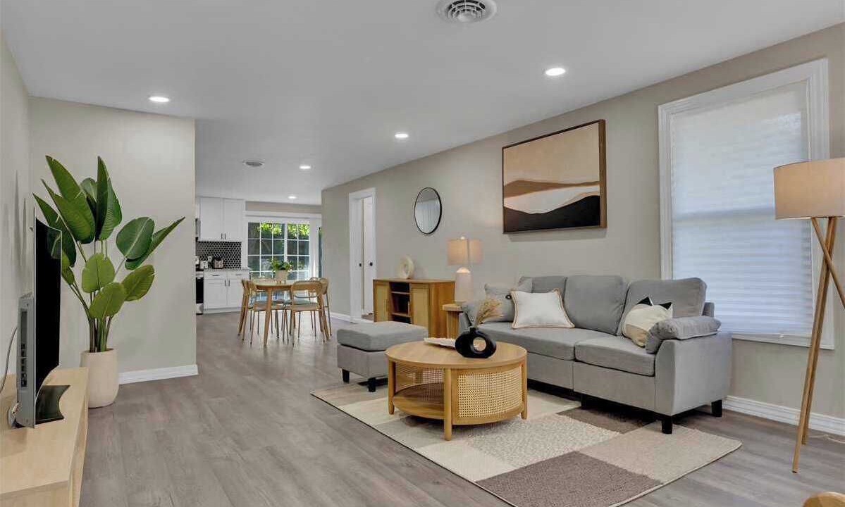 Photo of Livingroom in Newark