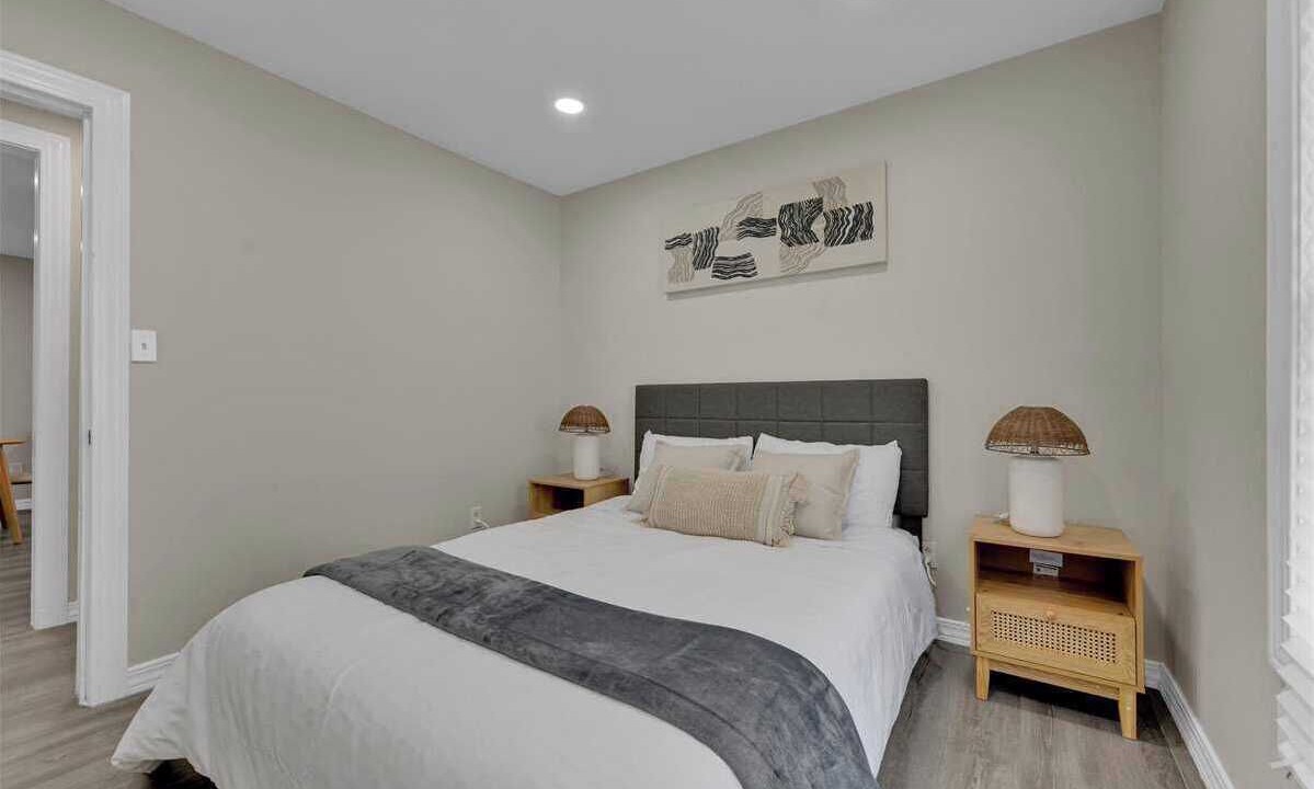 Photo of Bedroom in Newark