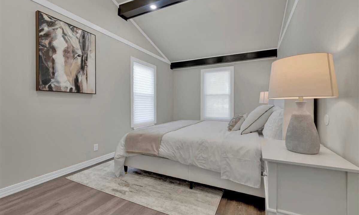 Photo of Bedroom in Newark