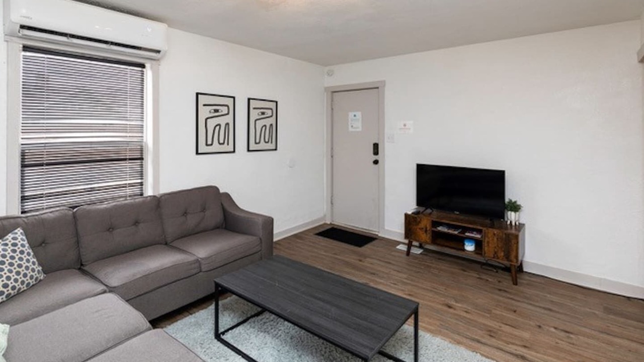 Photo of Livingroom in Des Moines