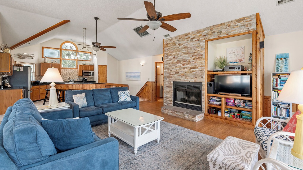 Photo of Livingroom in Corolla Light