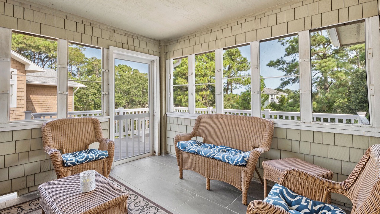 Photo of Outdoor in Corolla Light
