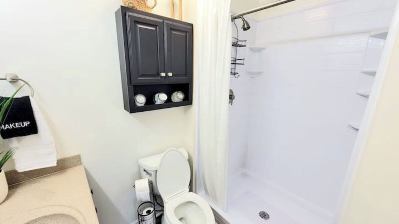 Photo of Bathroom in Greenbrier East