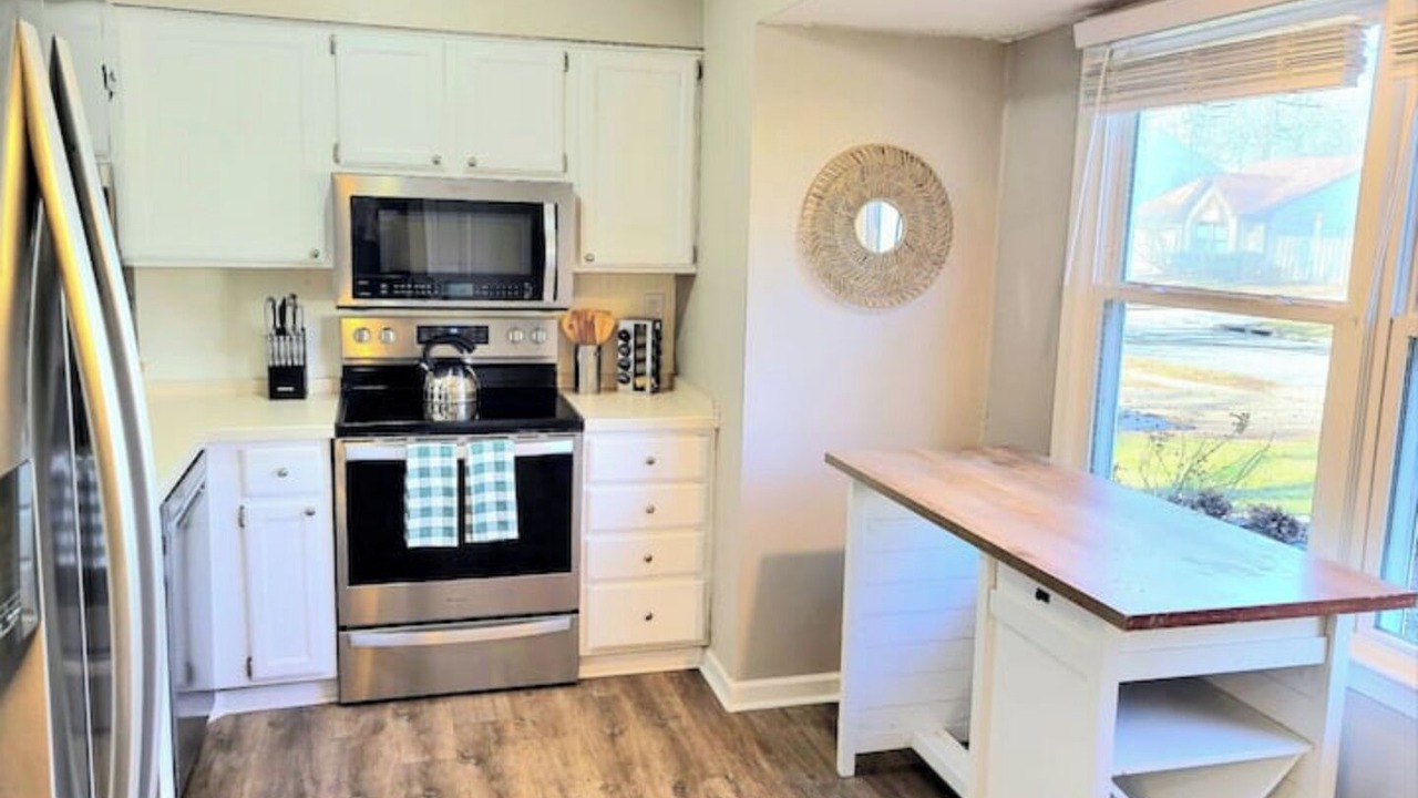 Photo of Kitchen in Greenbrier East