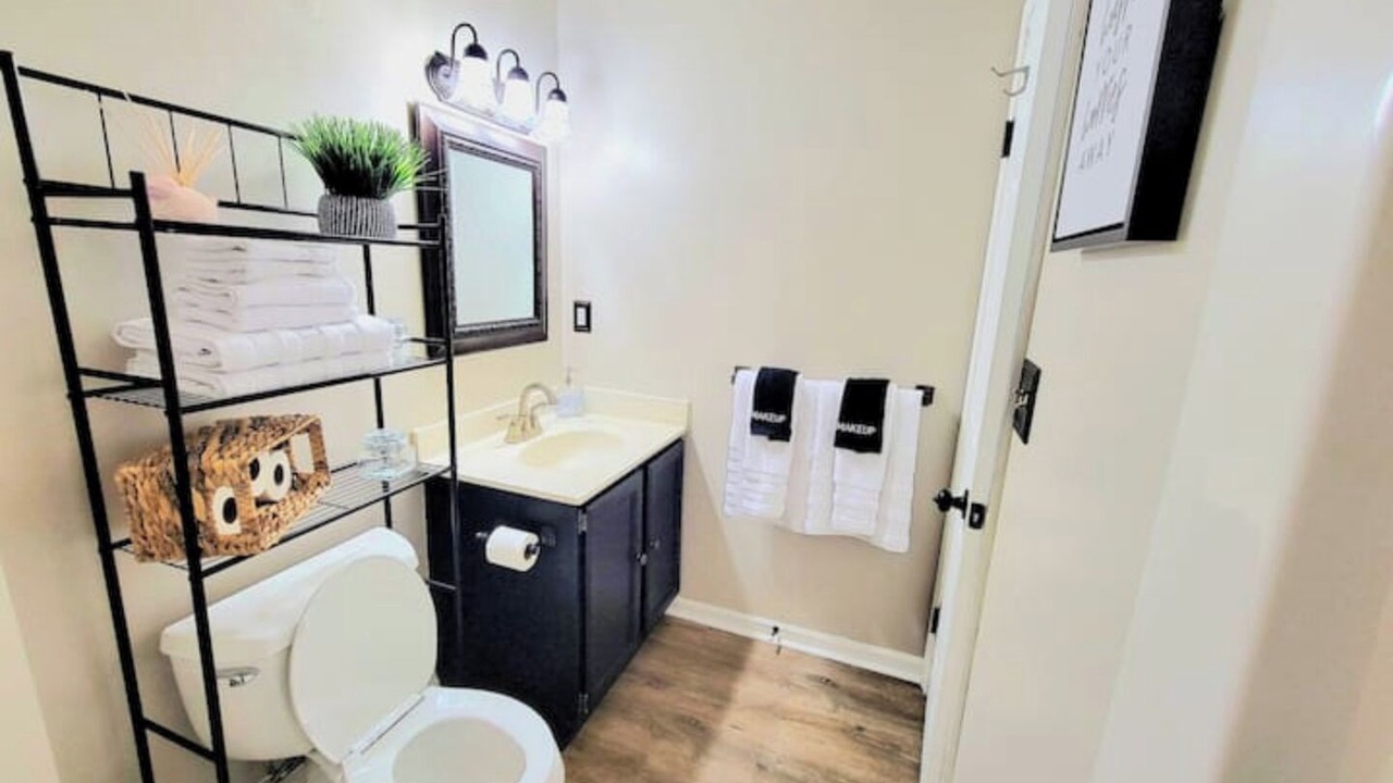 Photo of Bathroom in Greenbrier East