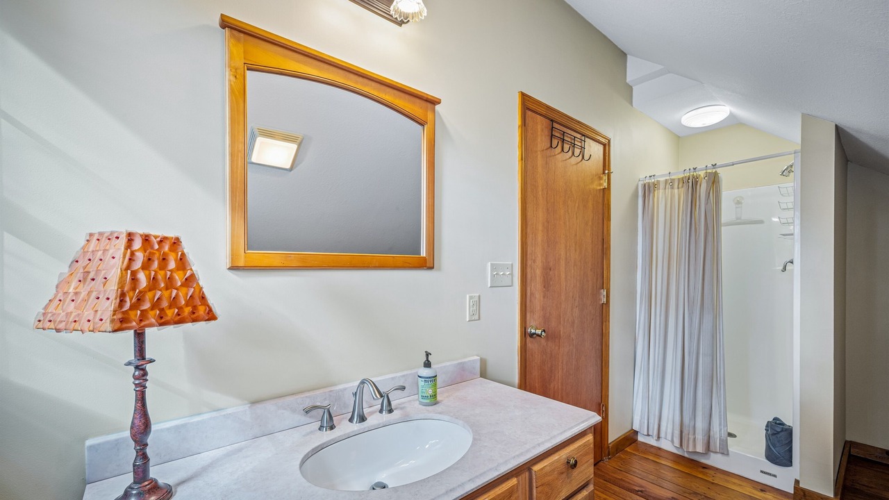Photo of Bathroom in Mentone