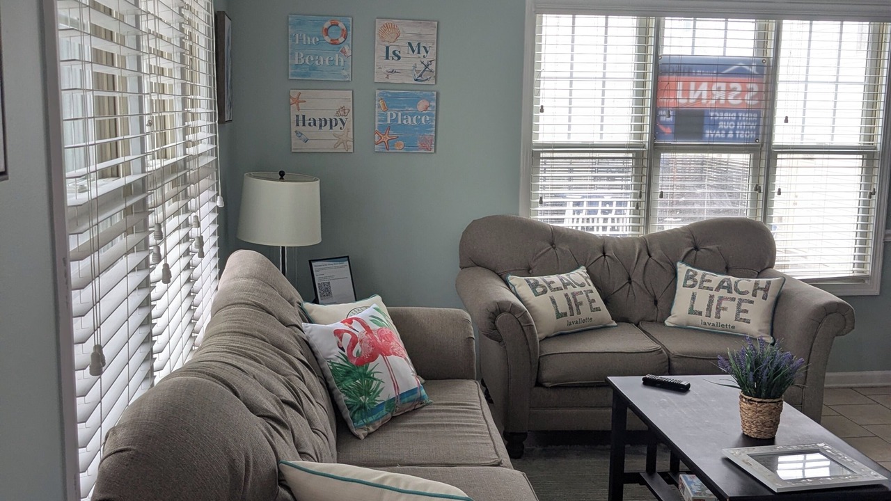 Photo of Livingroom in Ocean Beach I