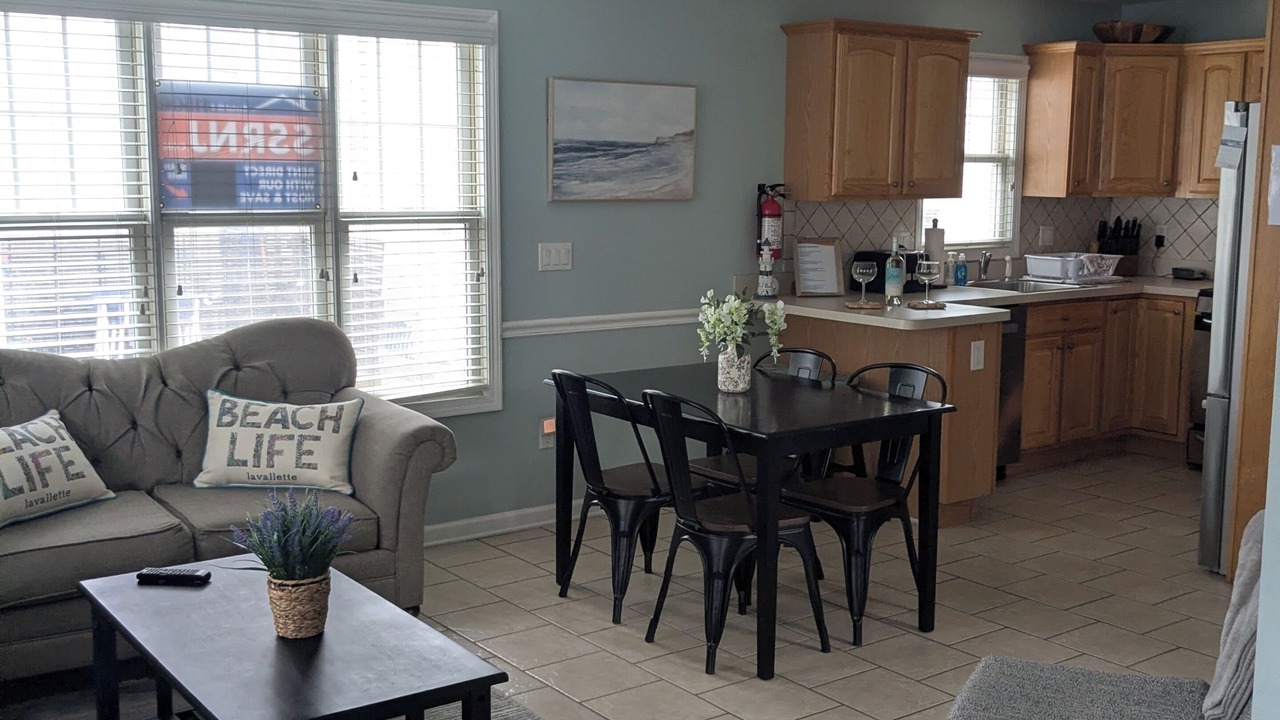 Photo of Livingroom in Ocean Beach I