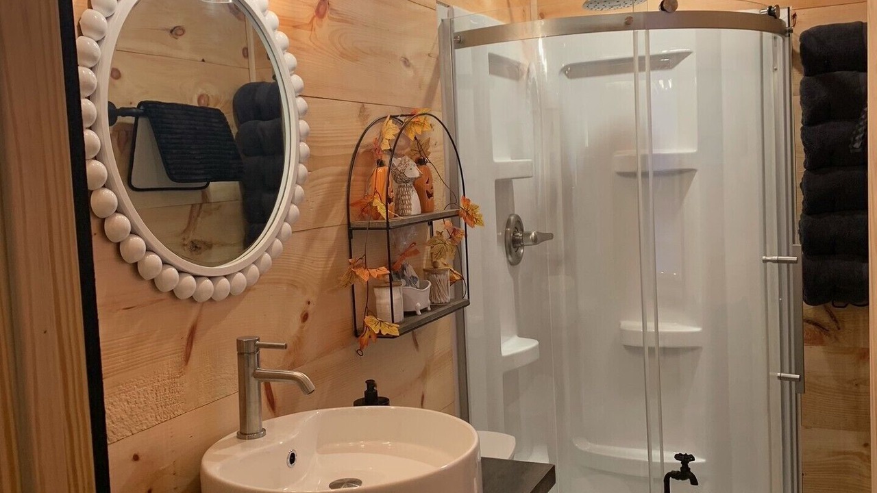 Photo of Bathroom in Dunlap