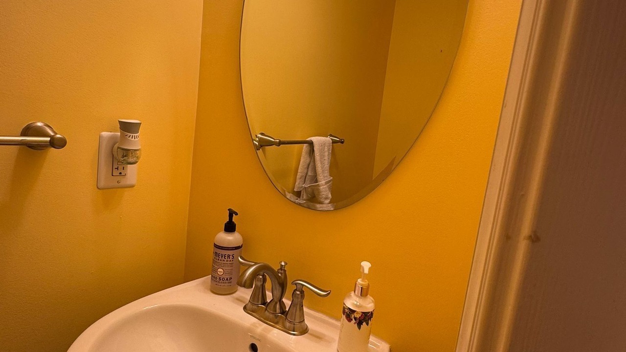 Photo of Bathroom in Greektown