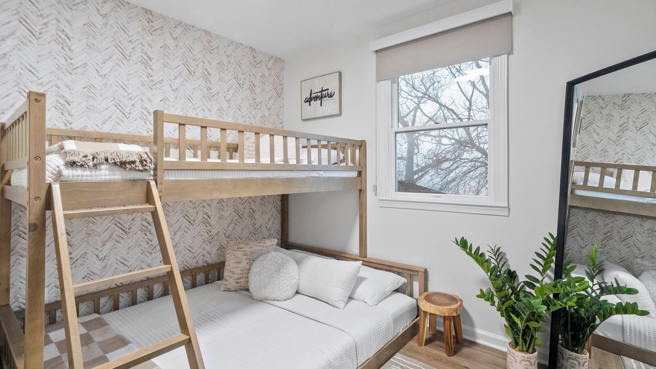 Photo of Bedroom in Arnold