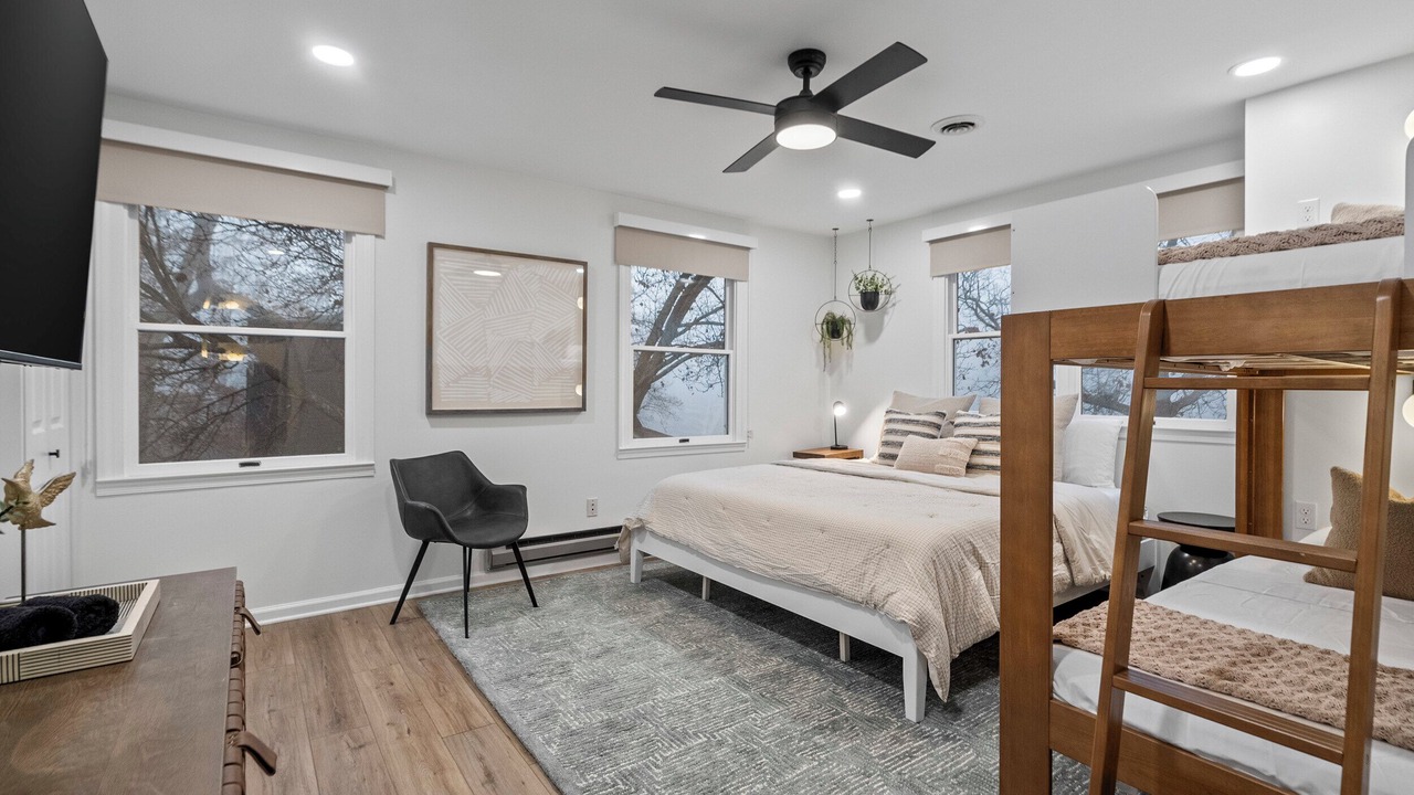 Photo of Bedroom in Arnold