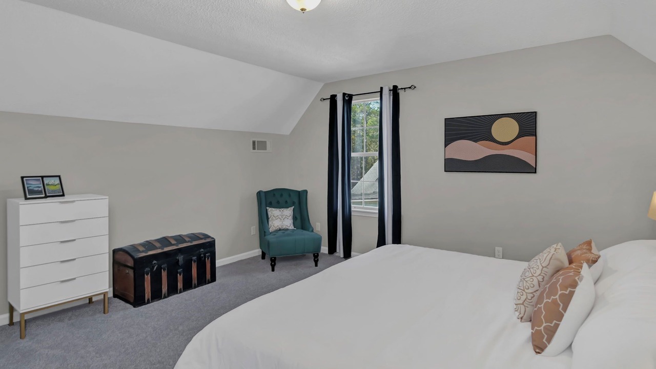 Photo of Bedroom in State Park