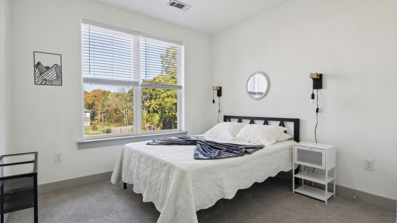 Photo of Bedroom in Farragut
