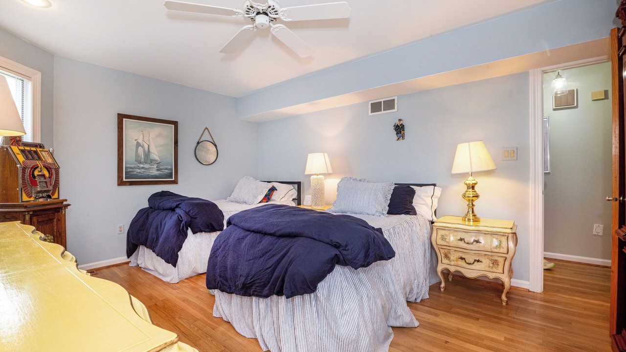Photo of Bedroom in Gardens