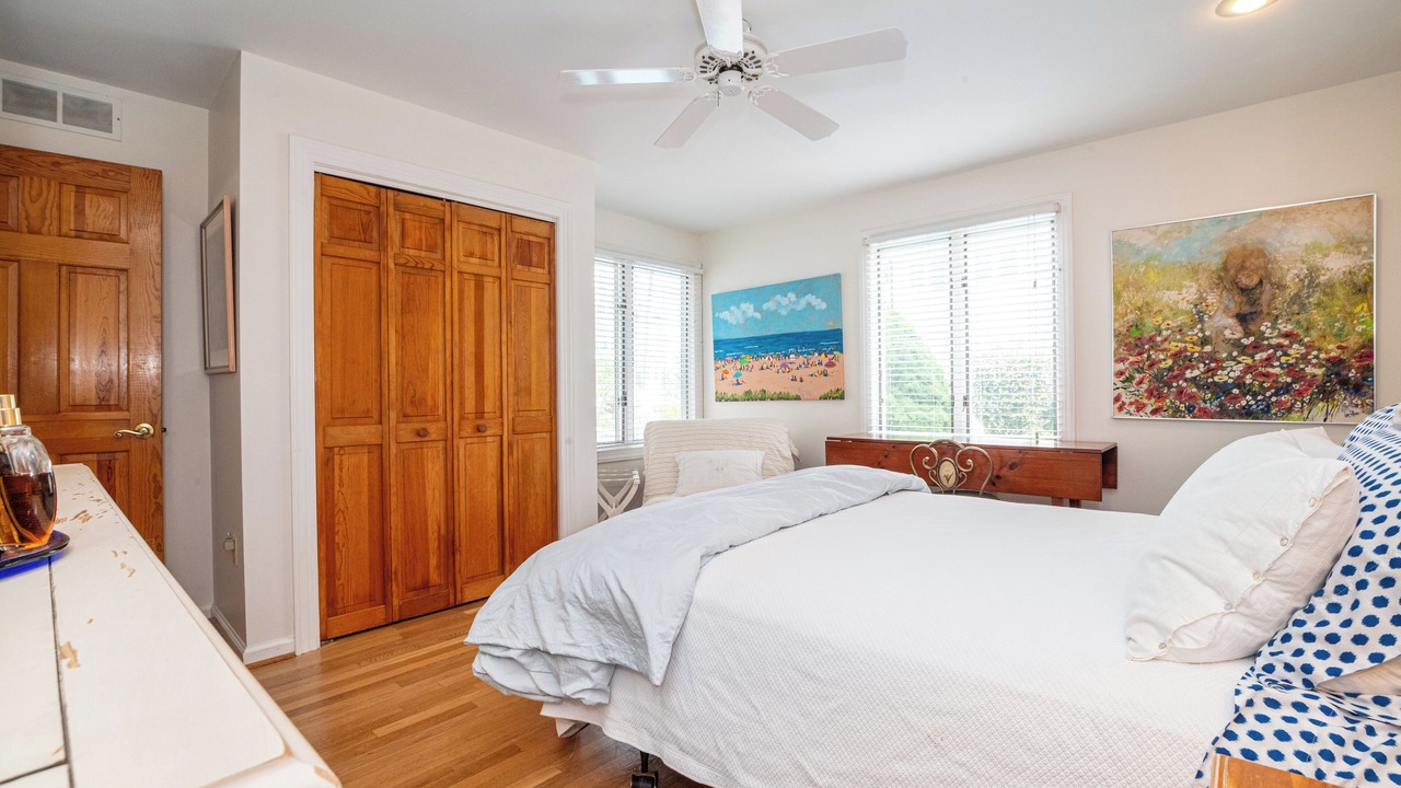 Photo of Bedroom in Gardens