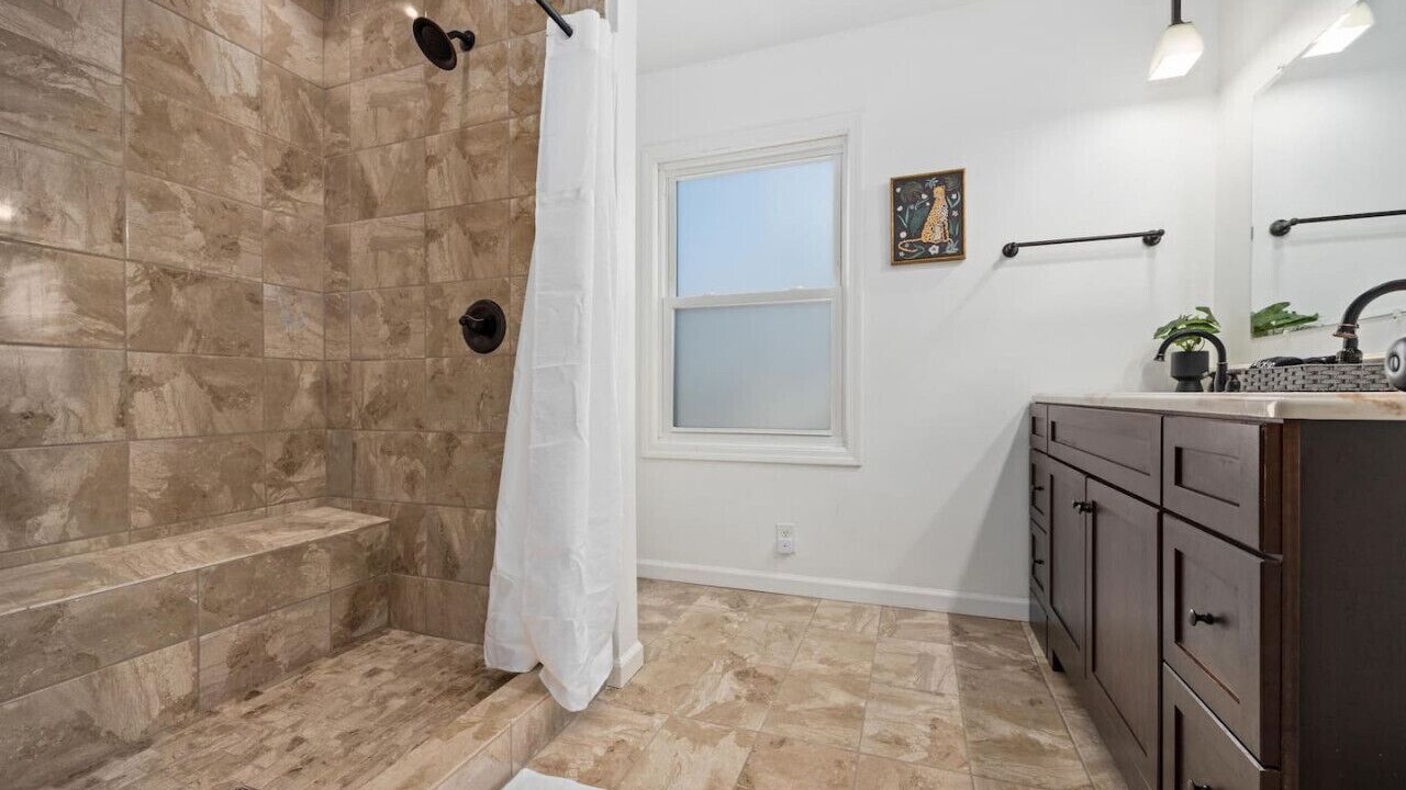 Photo of Bathroom in Peoria Heights