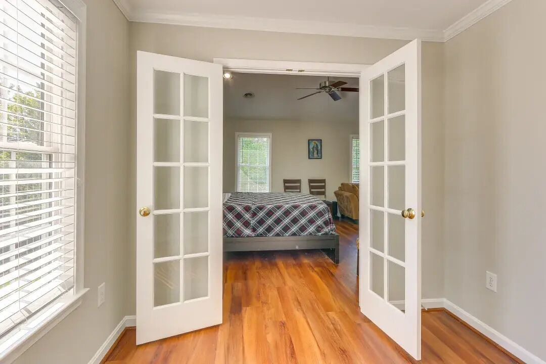 Photo of Bedroom in Point of Rocks