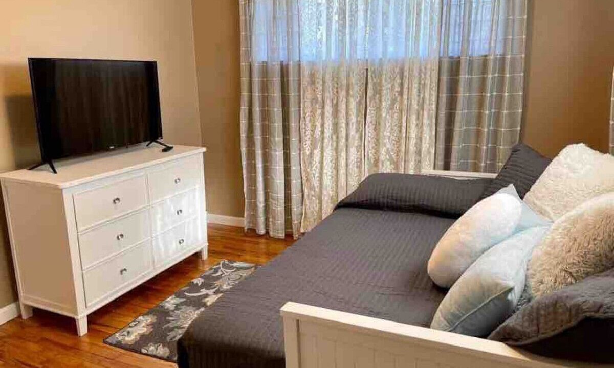 Photo of Bedroom in Rockwood