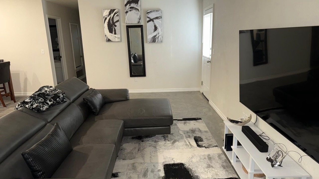 Photo of Livingroom in Killeen