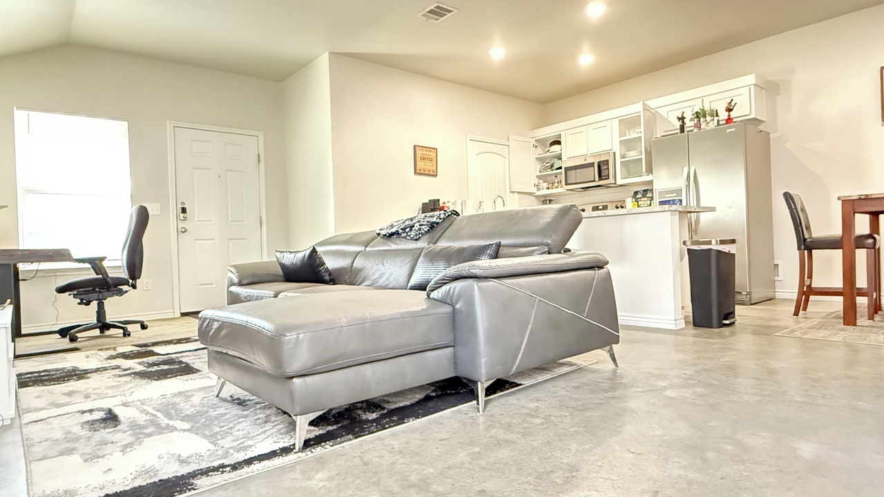 Photo of Livingroom in Killeen