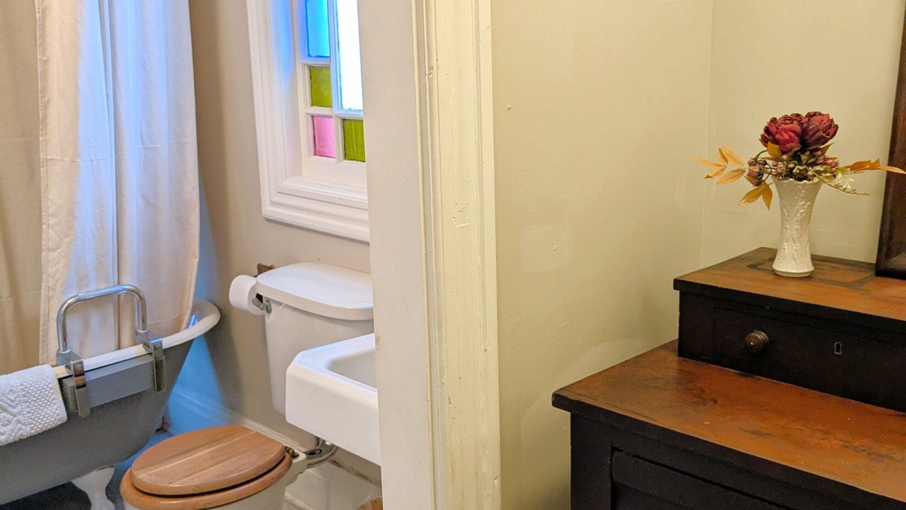 Photo of Bathroom in Hannibal
