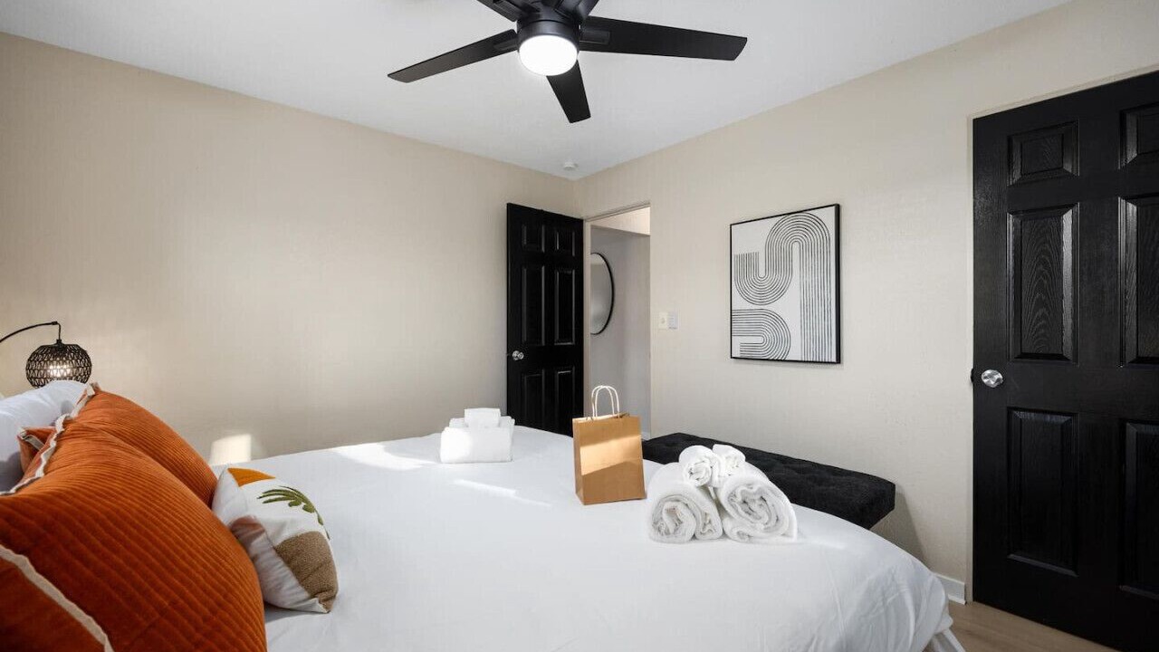 Photo of Bedroom in Peoria Heights