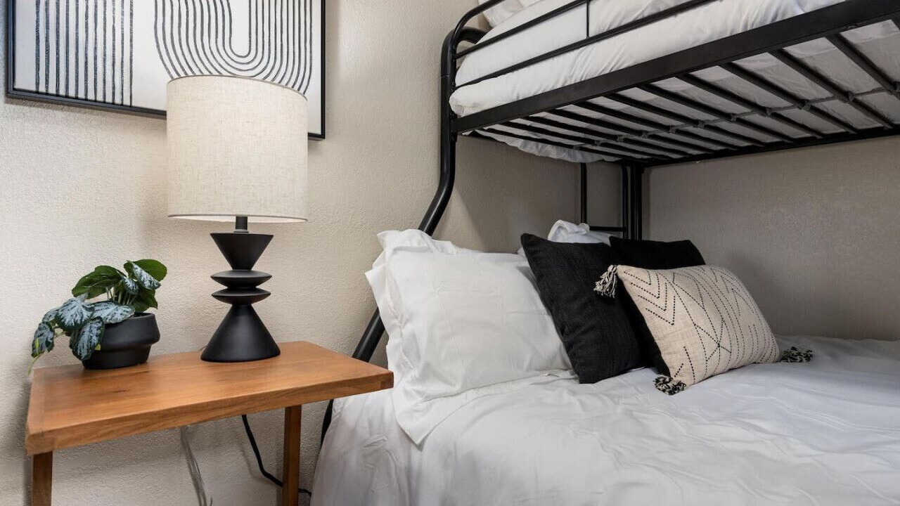 Photo of Bedroom in Peoria Heights