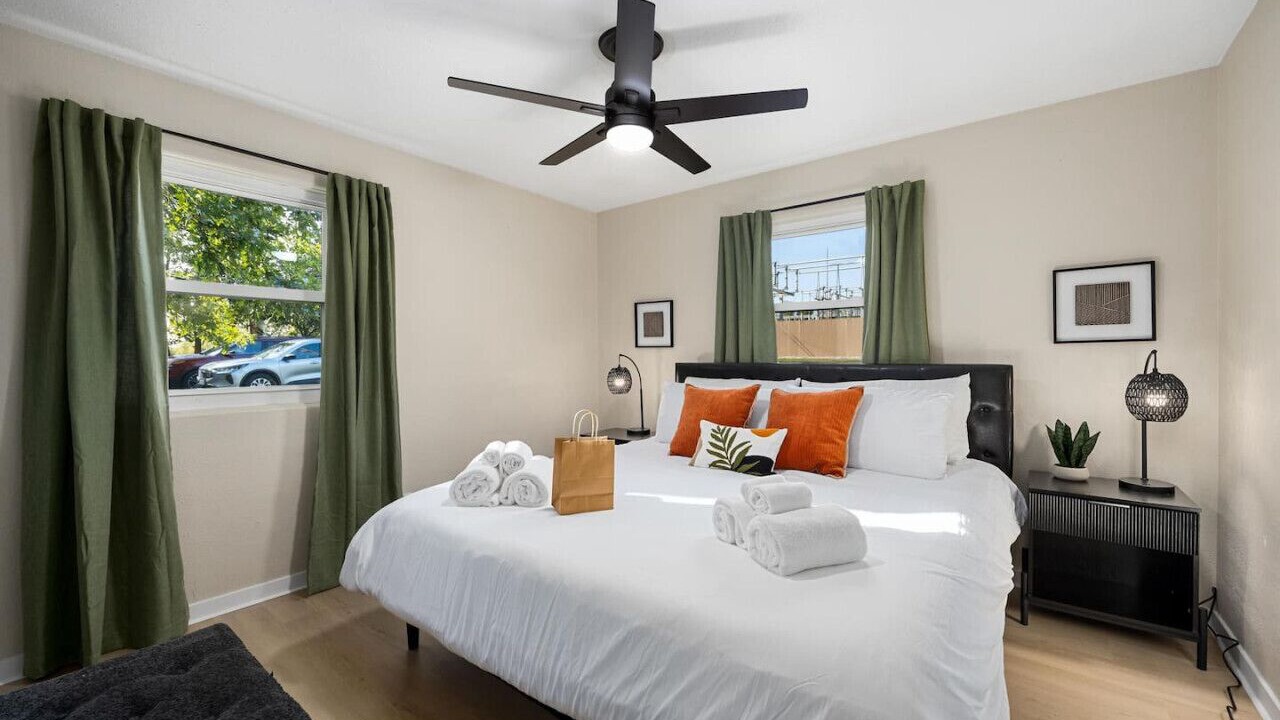 Photo of Bedroom in Peoria Heights