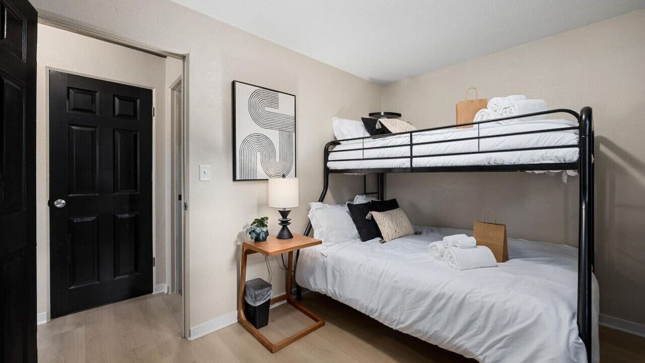 Photo of Bedroom in Peoria Heights