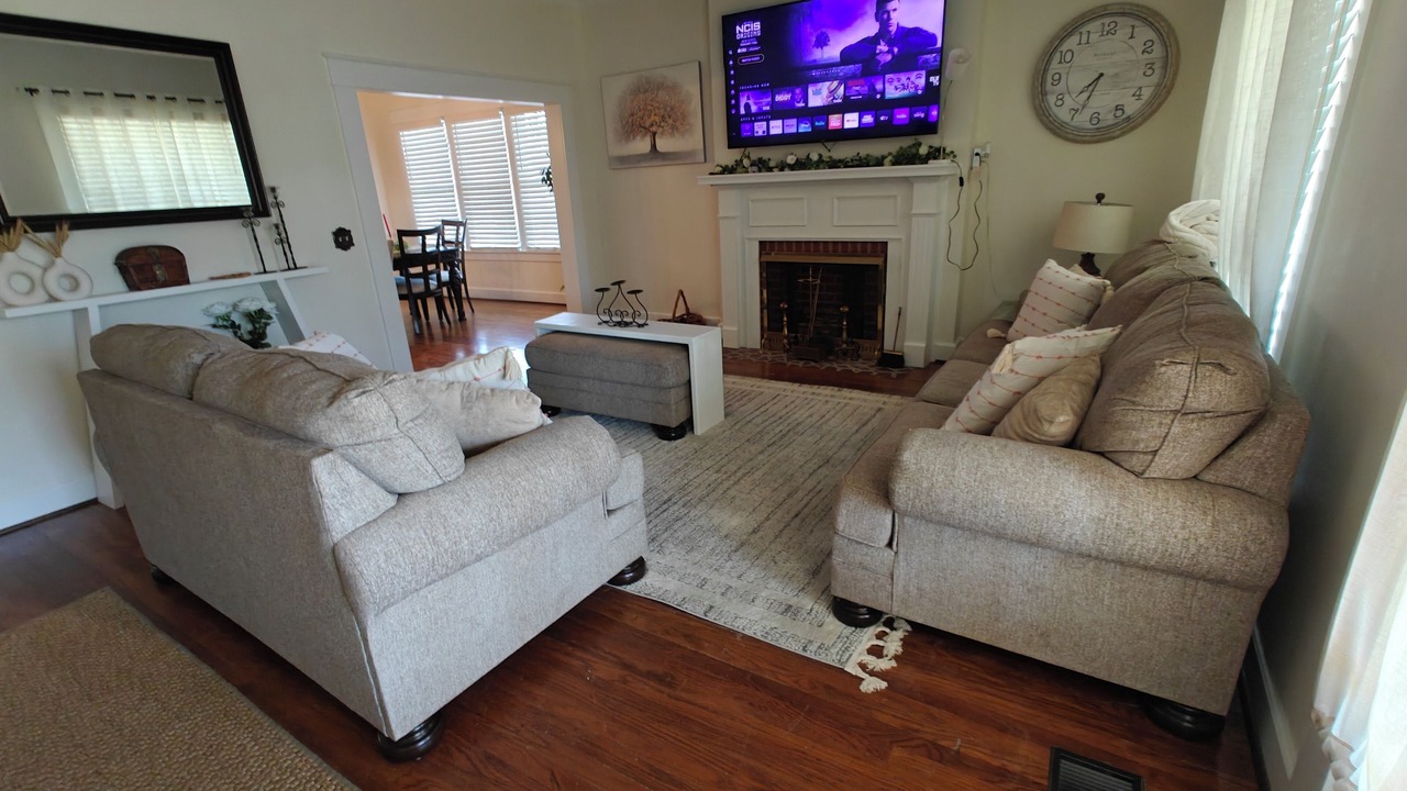 Photo of Livingroom in Albertville