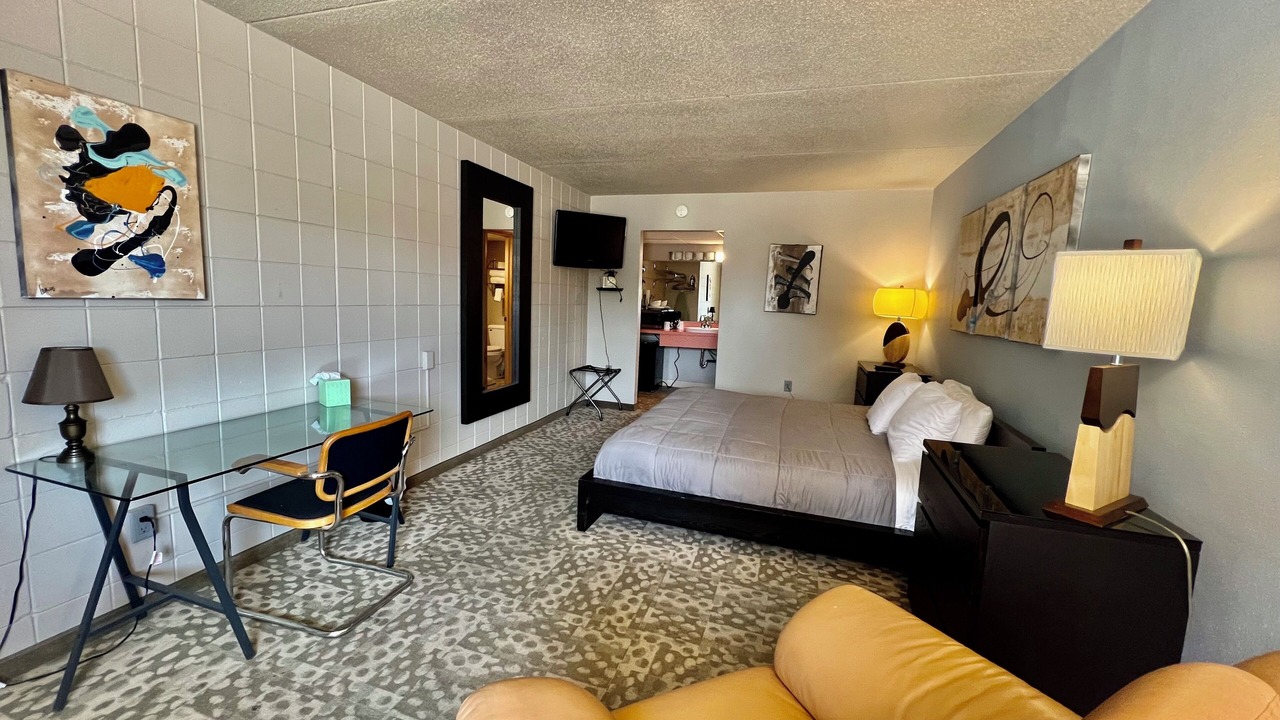 Photo of Bedroom in Cedar Falls