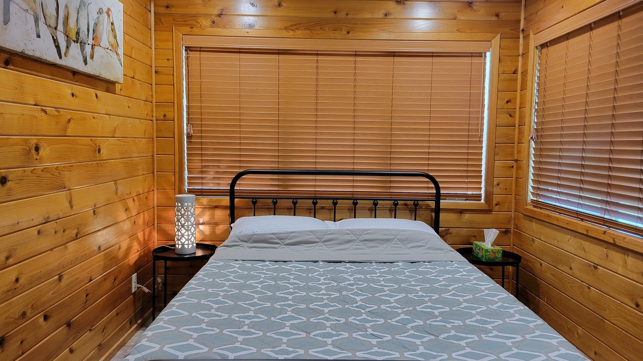 Photo of Bedroom in Eldora