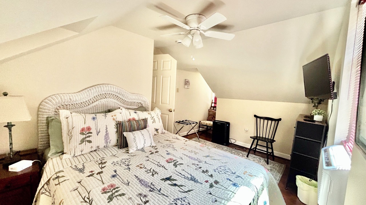 Photo of Bedroom in Williamsport