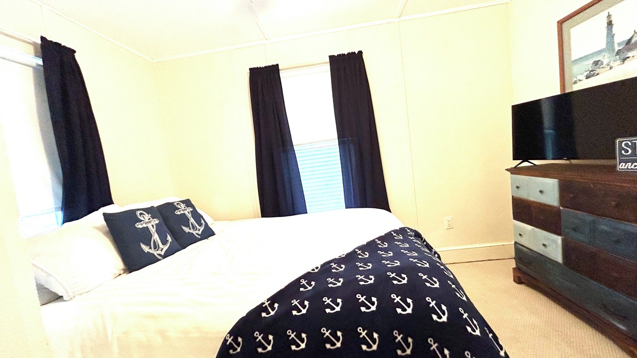 Photo of Bedroom in Surf City