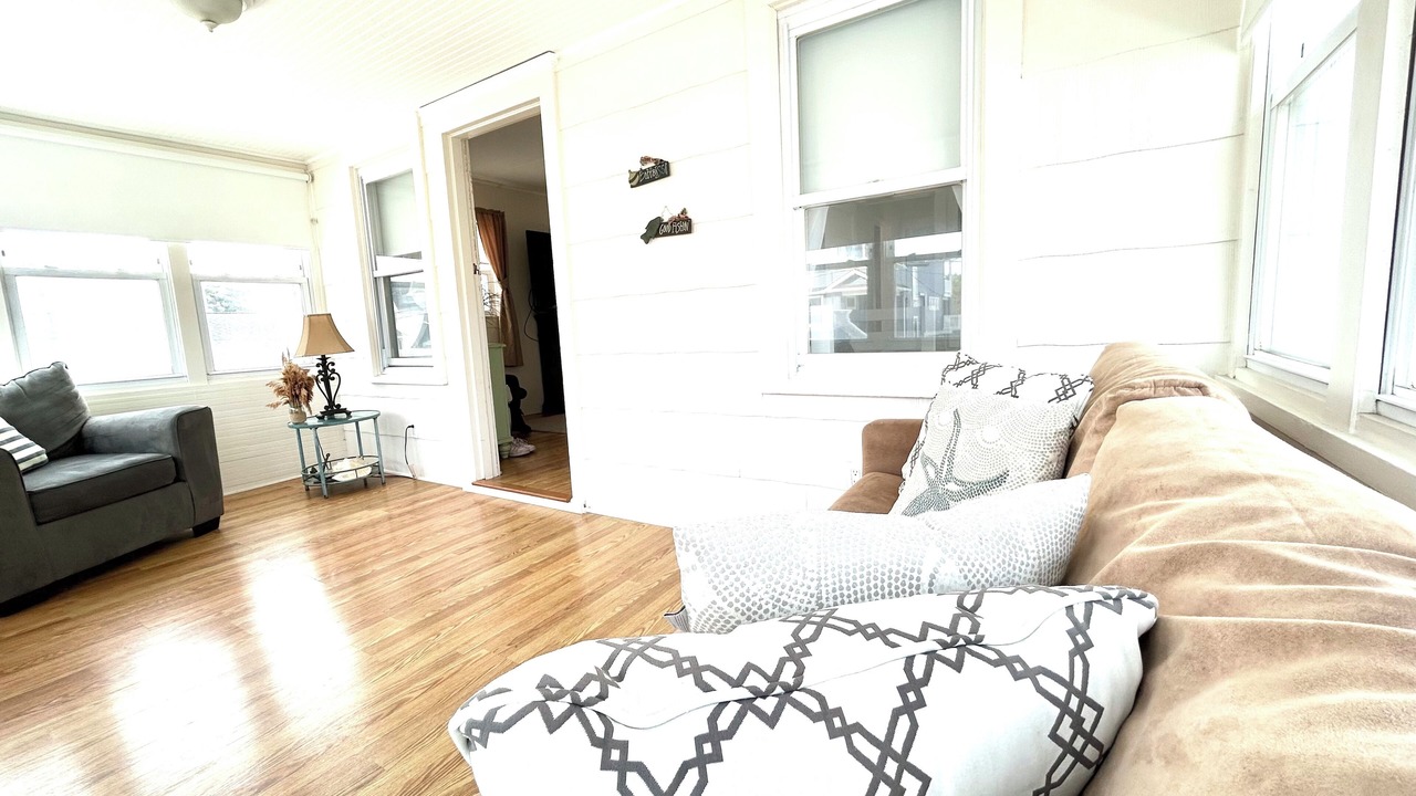 Photo of Livingroom in Surf City