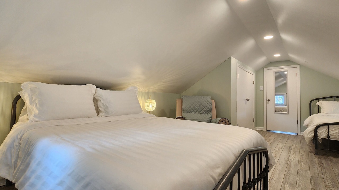 Photo of Bedroom in Woodbridge