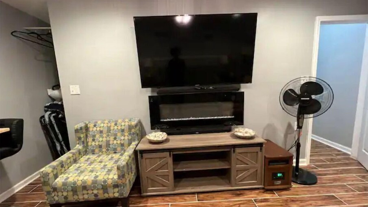 Photo of Livingroom in Jacksonville