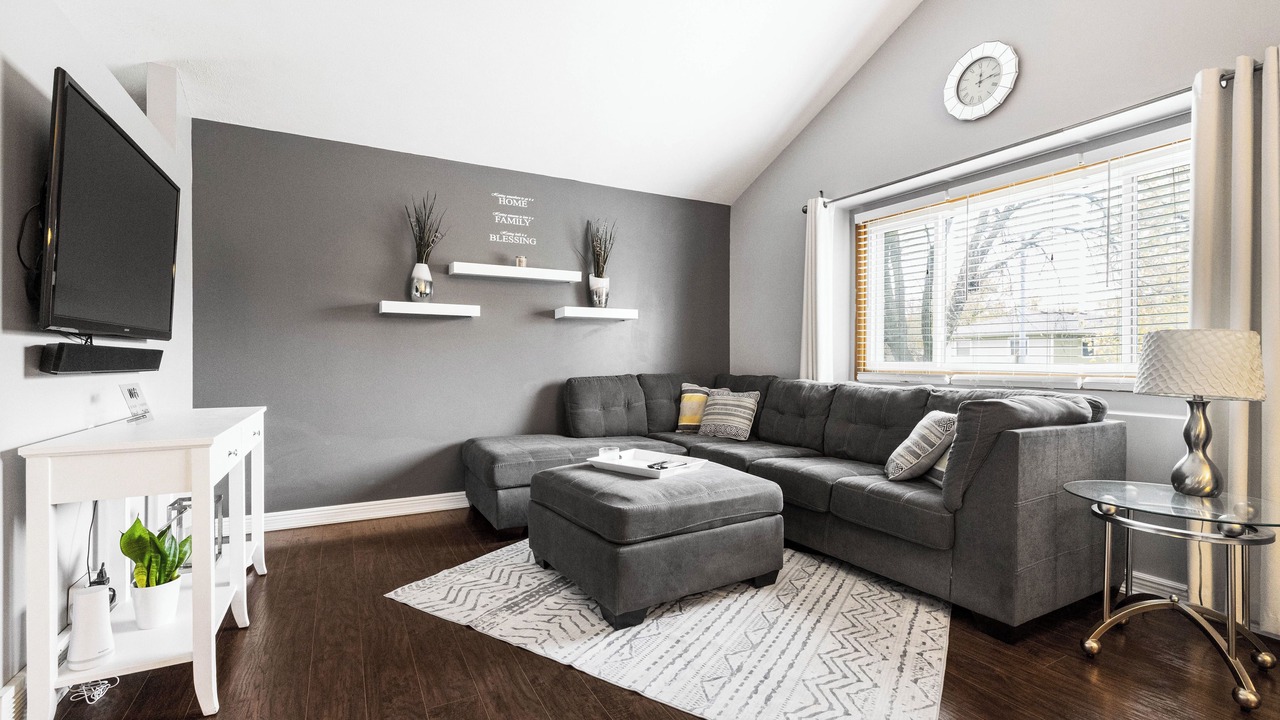 Photo of Livingroom in Omaha