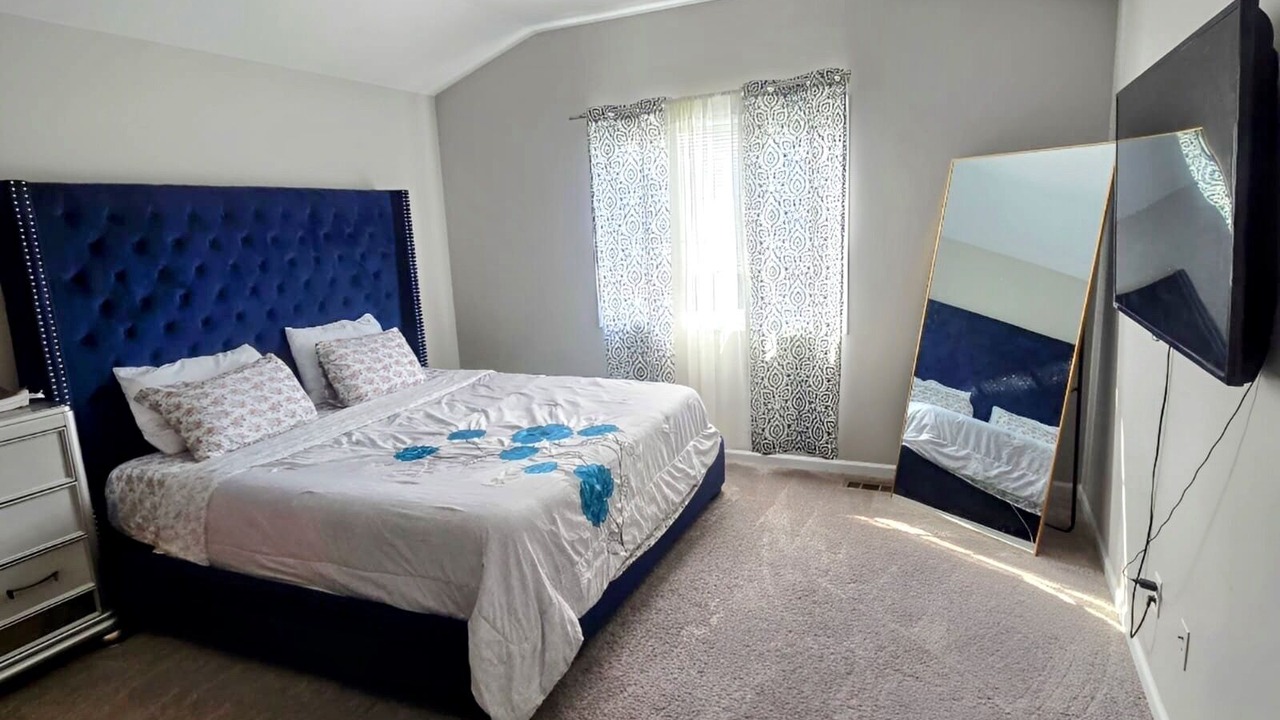 Photo of Bedroom in Grimes