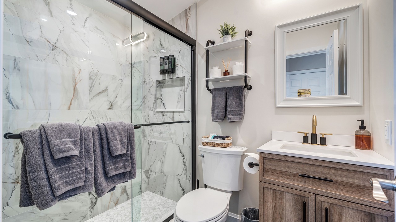 Photo of Bathroom in Long Branch