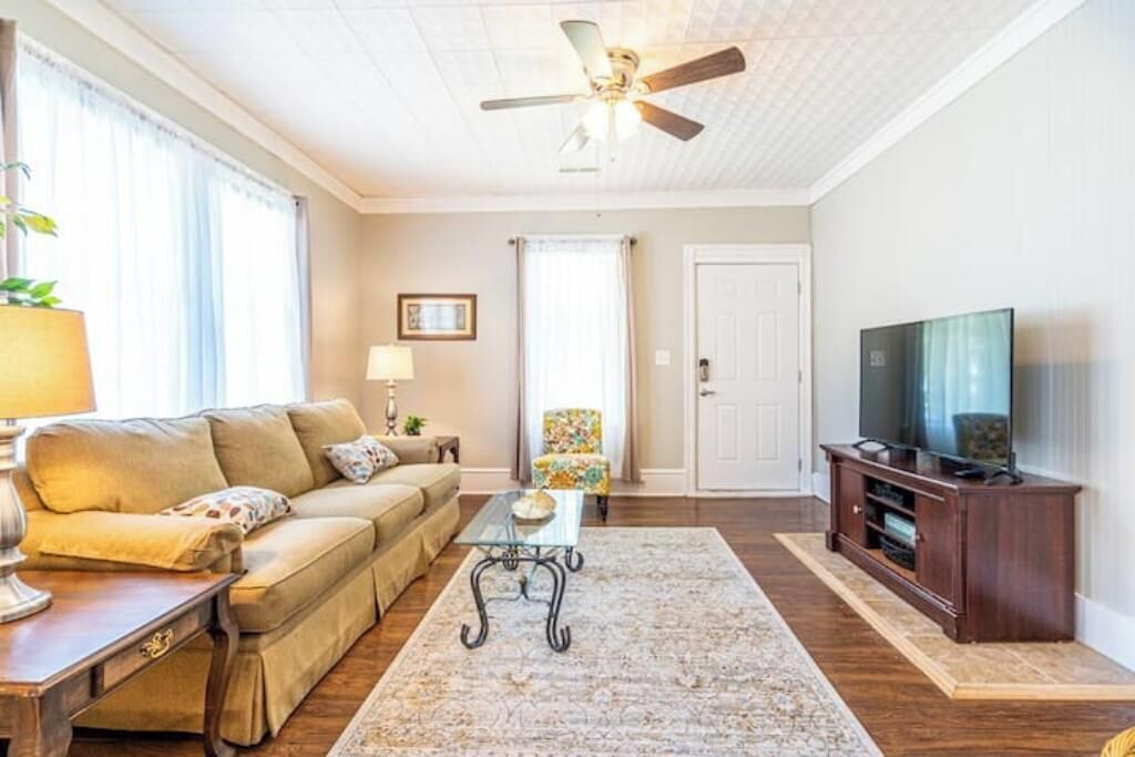 Photo of Livingroom in Decatur