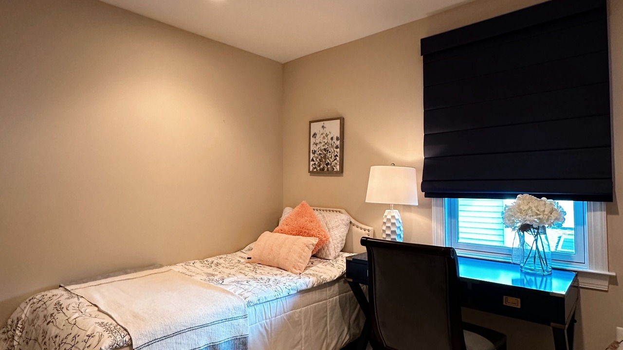 Photo of Bedroom in North Cleveland Park