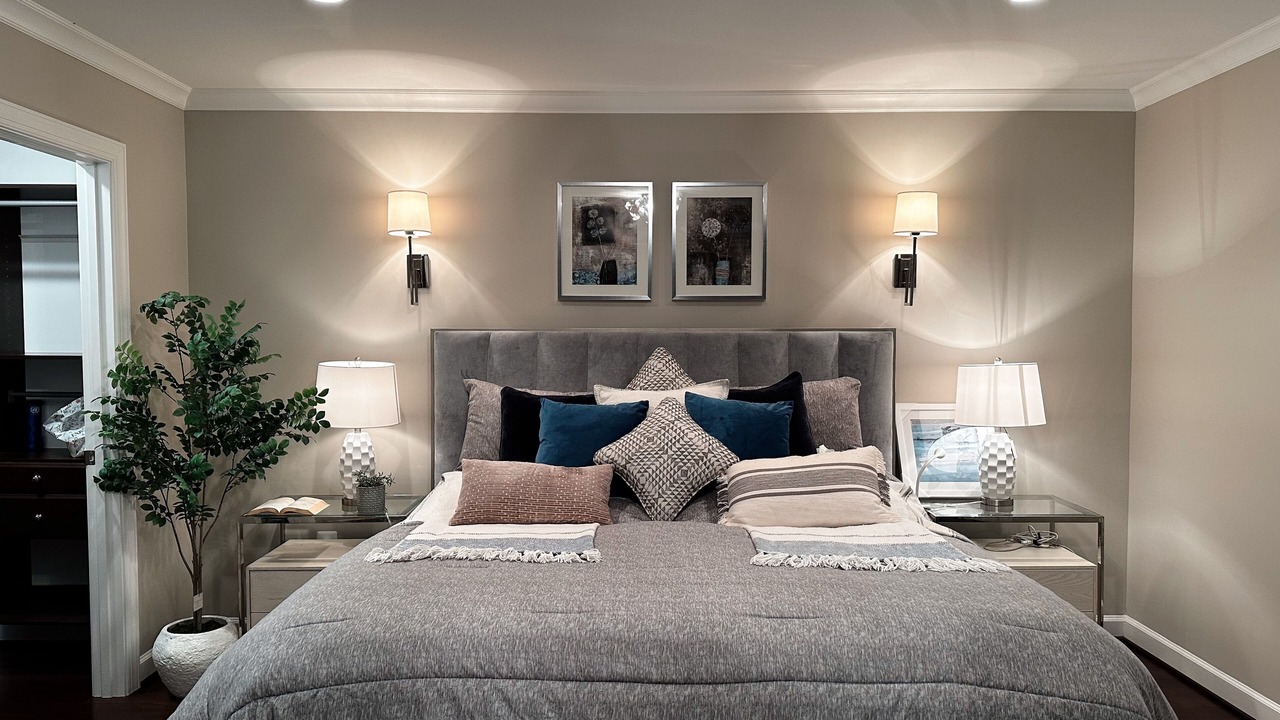 Photo of Bedroom in North Cleveland Park