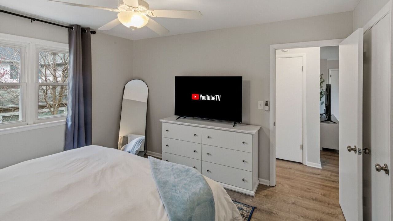 Photo of Bedroom in Libertyville