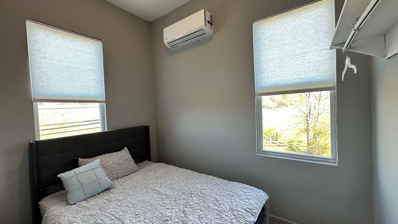 Photo of Bedroom in Glenwood