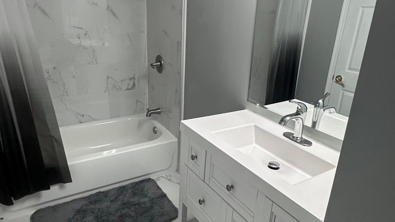 Photo of Bathroom in Glenwood