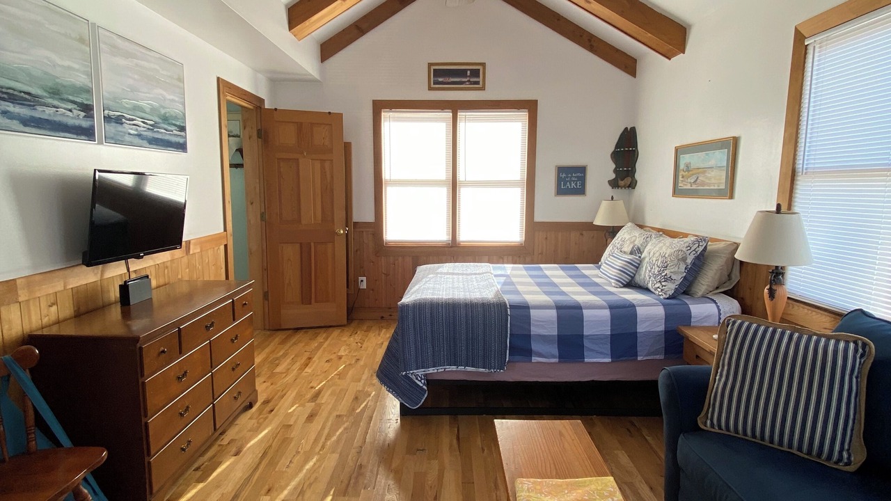 Photo of Bedroom in Lake Waccamaw