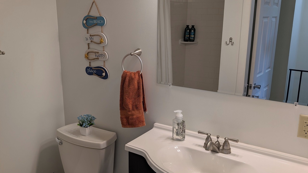 Photo of Bathroom in Country Club Estates